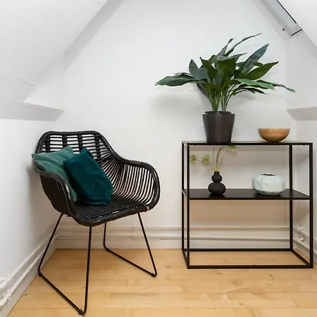 Byliv - 2 Sovevaerelser Med Plads Til 6 *