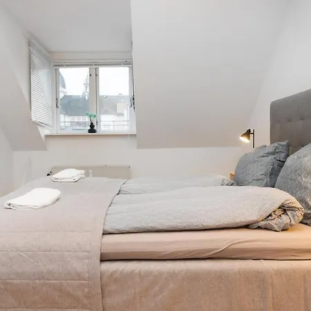 Byliv - 2 Sovevaerelser Med Plads Til 6 아파트 *