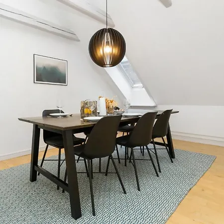 아파트 Byliv - 2 Sovevaerelser Med Plads Til 6 *