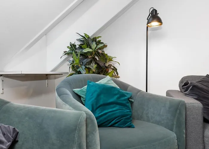Byliv - 2 Sovevaerelser Med Plads Til 6 *